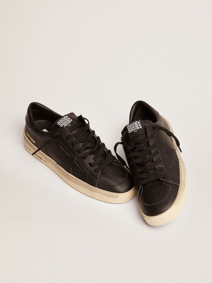 Sneakers UNI Stardan aus schwarzem Leder mit Vintage-Finish